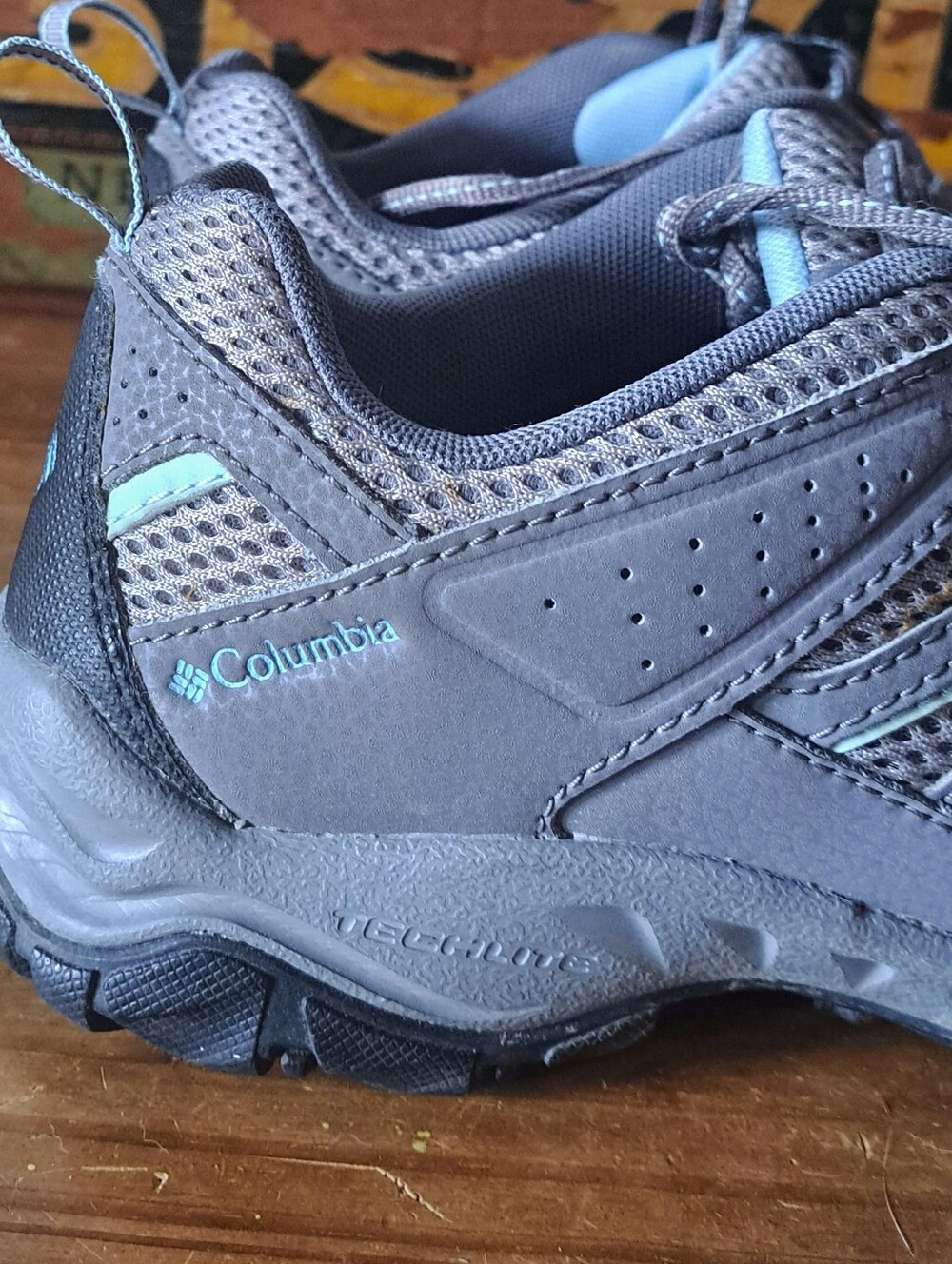 Columbia Omni-Grip Techlite Hiking Trail Shoes Women's Gray Size 8.5 Waterproof - Picture 3 of 11